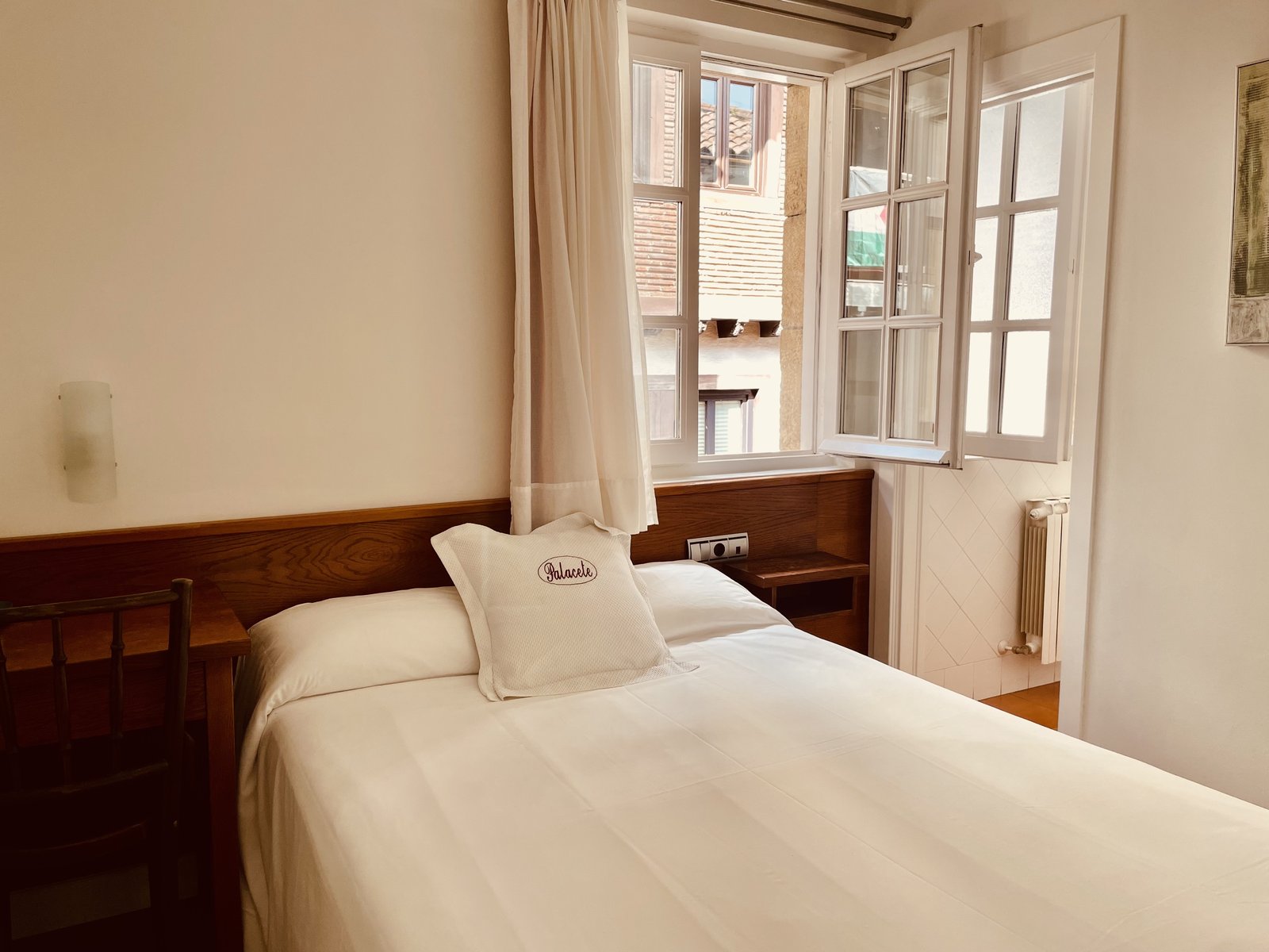 Classic single room at Hotel Palacete